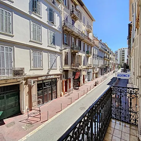 En Centre Magnifique Pied A Terre Ran44 Apartment